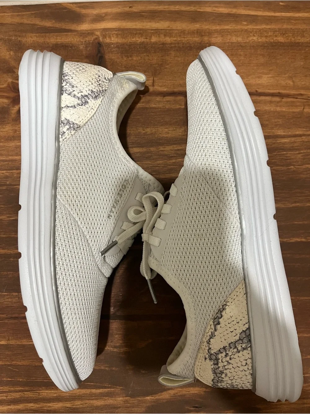 Cole Haan Grandsport Lace Up Tennis Shoe Womens Size 8 W23315 White Snake